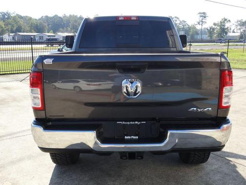 2021 RAM 2500 Tradesman Crew Cab 4x4 6'4' Box