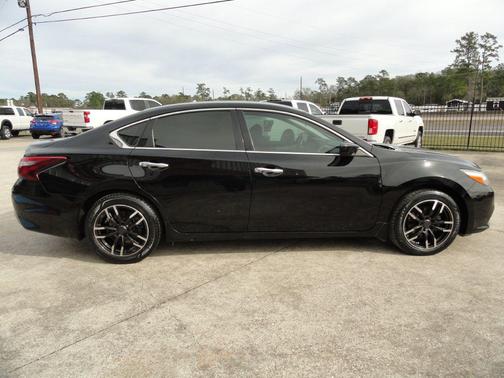 2016 Nissan Altima 2.5 SV