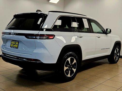 2024 Jeep Grand Cherokee 4xe Base