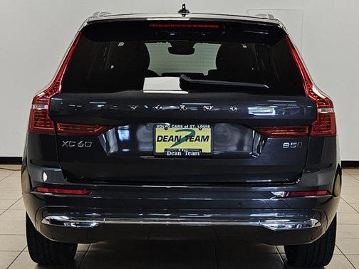 2022 Volvo XC60 B5 Inscription