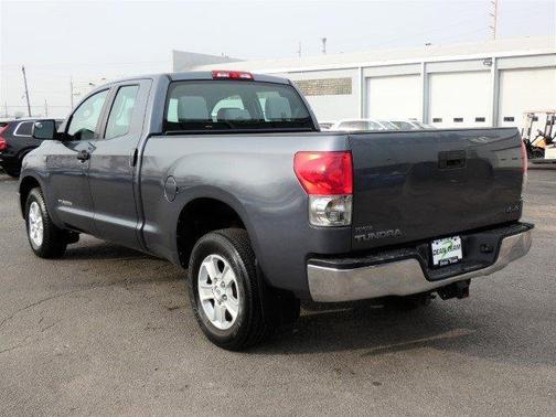 Photo 4 of 32 of 2008 Toyota Tundra SR5