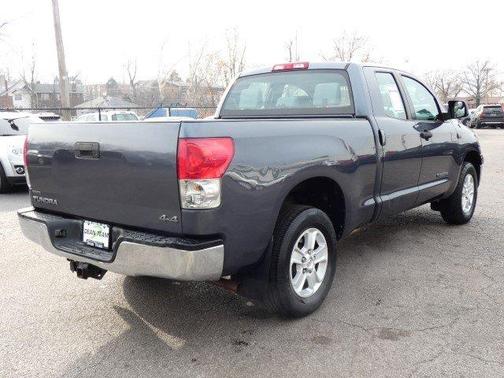 Photo 3 of 32 of 2008 Toyota Tundra SR5
