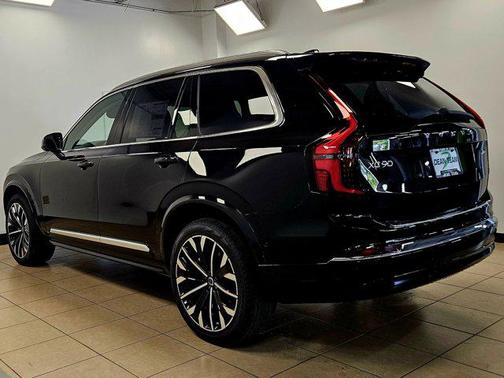 Onyx Black Metallic 2026 Volvo XC90 Plus, B6 AWD Gas (mild hybrid), Gasoline, Bright, 7 Seats