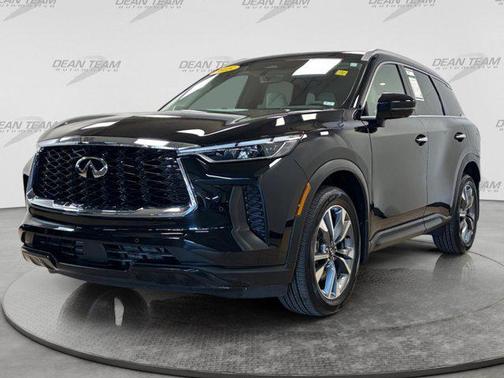 Mineral Black 2025 INFINITI QX60 Luxe