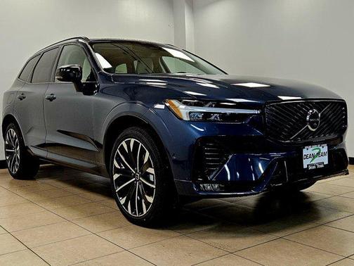 2026 Volvo XC60 B5 Ultra