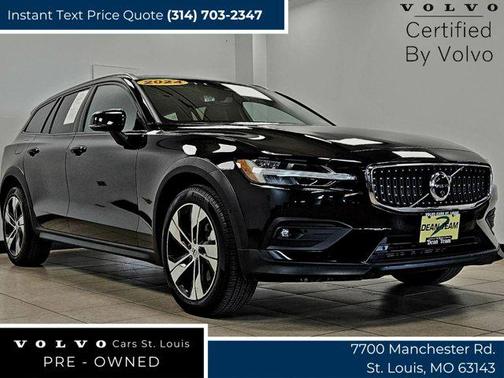 2024 Volvo V60 Cross Country B5 Plus