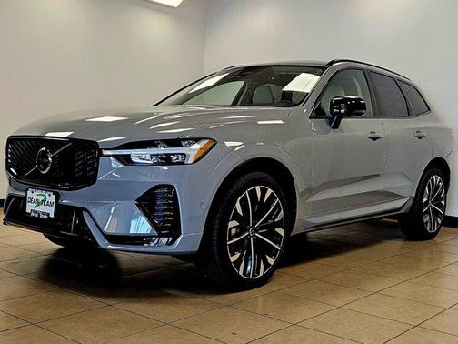 2026 Volvo XC60 B5 Ultra