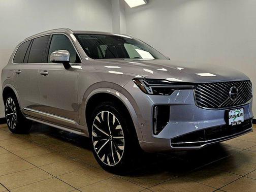 2026 Volvo XC90 B6 Plus 7-Seater
