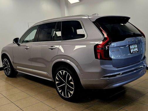 2026 Volvo XC90 B6 Plus 7-Seater