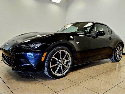 2022 Mazda MX-5 Miata RF Grand Touring