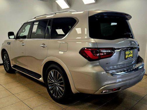 2024 INFINITI QX80 SENSORY AWD