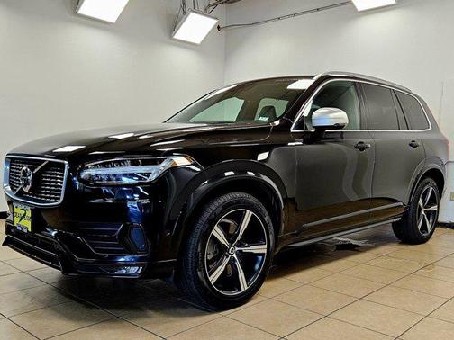 2019 Volvo XC90 T6 R-Design