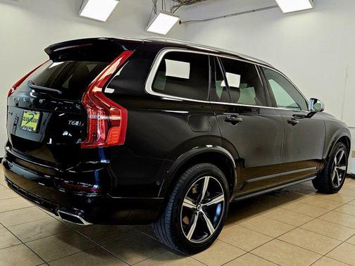 2019 Volvo XC90 T6 R-Design