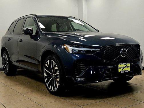 2026 Volvo XC60 B5 Ultra