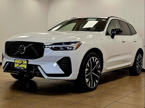 Crystal White Metallic 2026 Volvo XC60 Plug-In Hybrid Ultra, T8 AWD Electric/Gasoline, Dark
