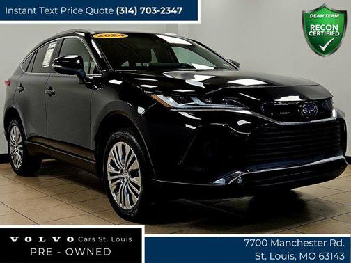 Black 2024 Toyota Venza XLE