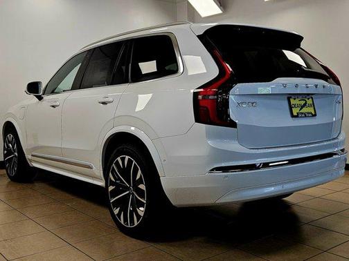 Crystal White Pearl 2026 Volvo XC90 Plug-In Hybrid Ultra, T8 AWD, Electric/Gasoline, Bright, 7 Seats