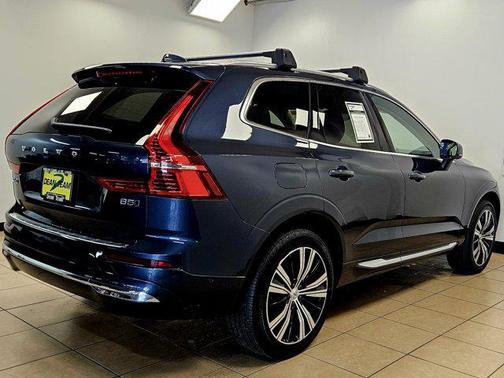 2022 Volvo XC60 B5 Inscription