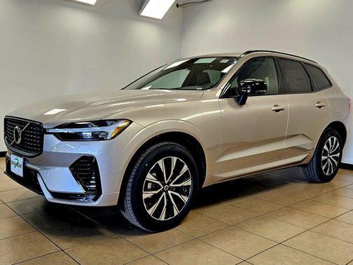 2025 Volvo XC60 B5 Core
