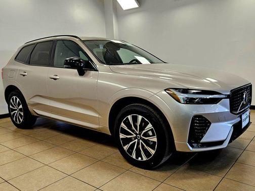 2025 Volvo XC60 B5 Core