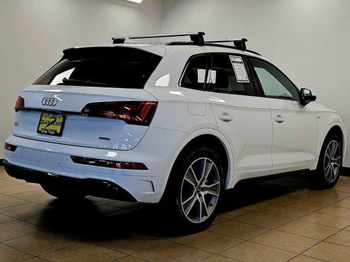 2025 Audi Q5 45 S line Premium