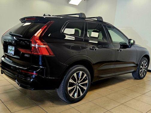 2025 Volvo XC60 B5 Core