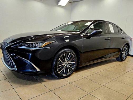 2022 Lexus ES 350 Base