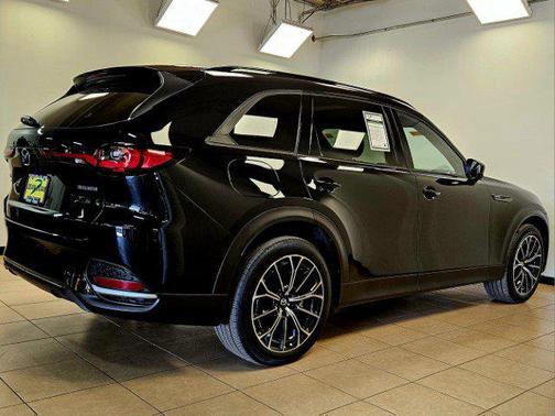 2025 Mazda CX-70 PHEV Premium Plus Package
