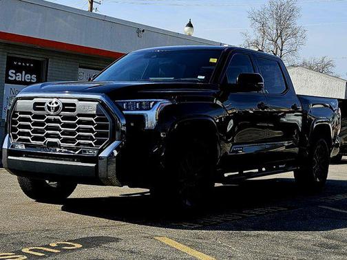 2024 Toyota Tundra Platinum