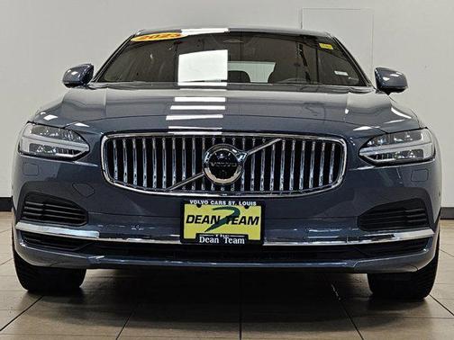 2023 Volvo S90 Recharge Plug-In Hybrid T8 Ultimate