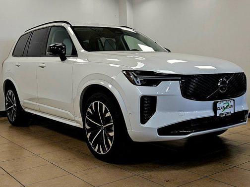 2026 Volvo XC90 B6 Ultra Dark Theme 7-Seater