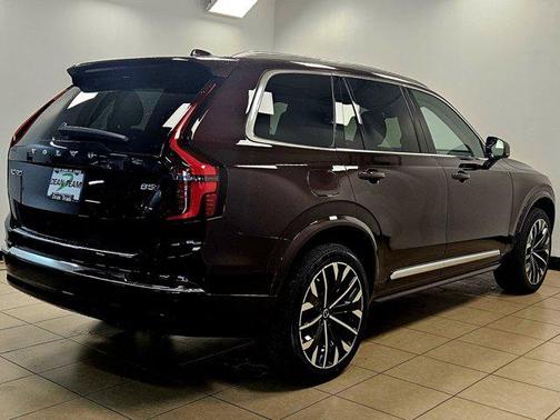 2026 Volvo XC90 B5 Core