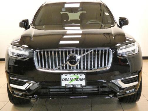 2022 Volvo XC90 T6 Inscription