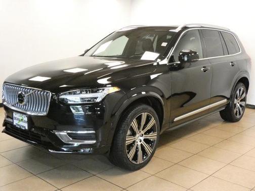 2022 Volvo XC90 T6 Inscription