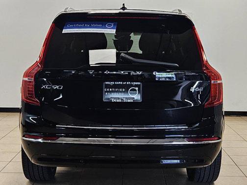 2025 Volvo XC90 B6 Plus 7-Seater
