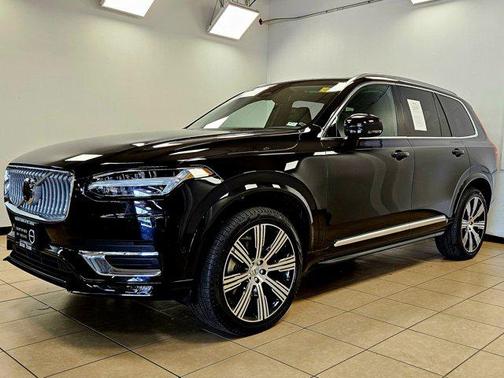 2025 Volvo XC90 B6 Plus 7-Seater