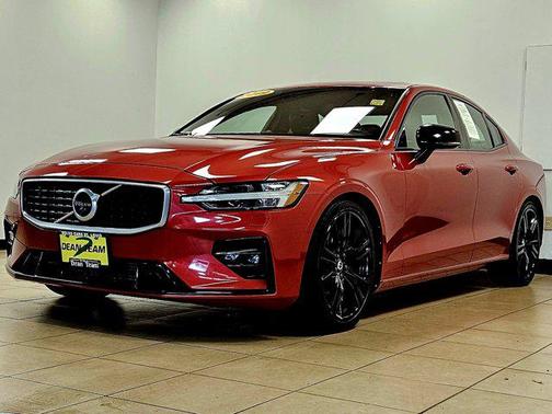 Black Stone 2019 Volvo S60 T5 R-Design