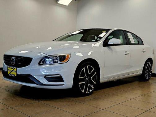 2018 Volvo S60 T5 Dynamic