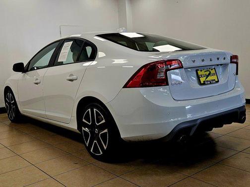 2018 Volvo S60 T5 Dynamic