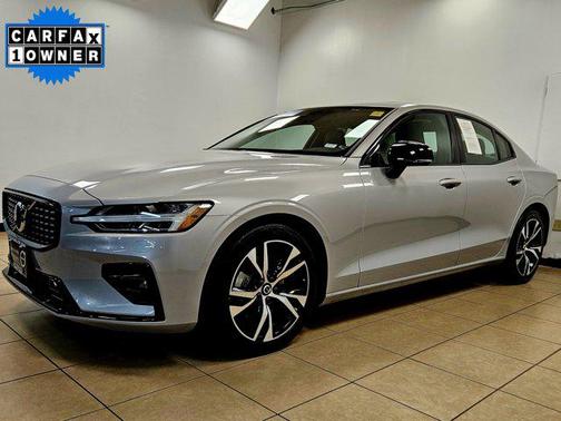 2025 Volvo S60 B5 Core
