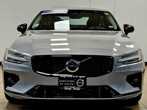 2025 Volvo S60 B5 Core