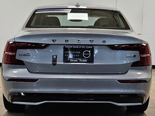 2025 Volvo S60 B5 Core