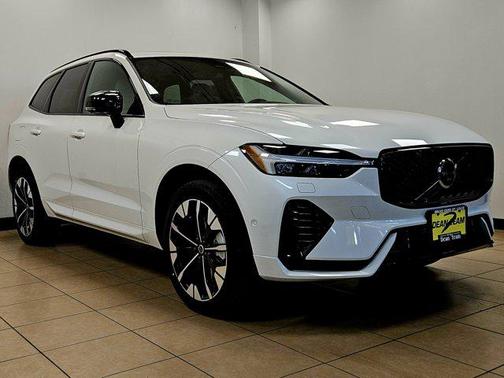 2026 Volvo XC60 Plug-In Hybrid T8 Plus