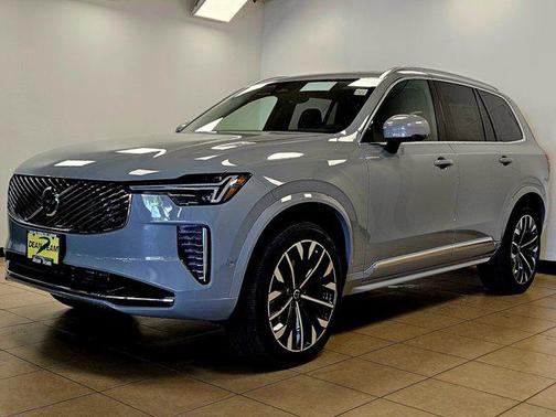 2026 Volvo XC90 B6 Plus 6-Seater