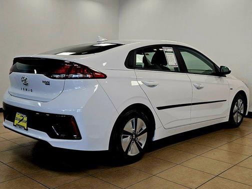 2017 Hyundai IONIQ Hybrid Blue