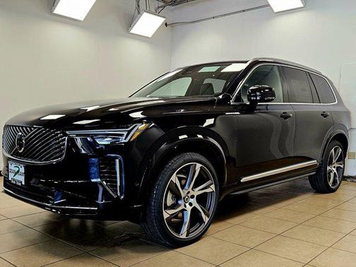 2026 Volvo XC90 B5 Plus 7-Seater