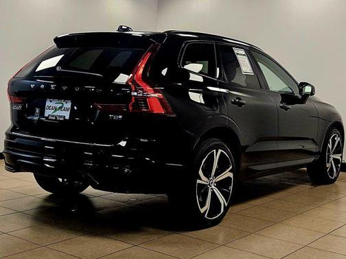 2025 Volvo XC60 Plug-In Hybrid Ultra, T8 AWD Electric/Gasoline, Dark