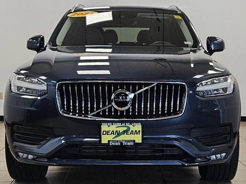 2021 Volvo XC90 T5 Momentum
