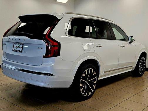 2026 Volvo XC90 B6 Ultra 7-Seater