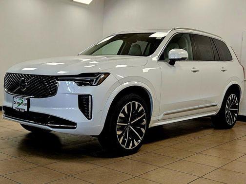 2026 Volvo XC90 B6 Ultra 7-Seater